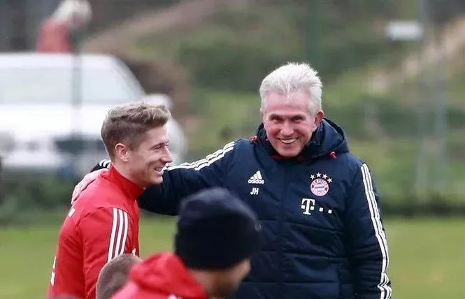 0年男足世 0年男足世