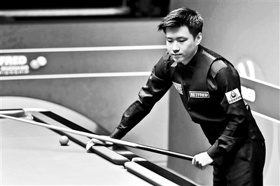 两人在攻防 两人在攻防