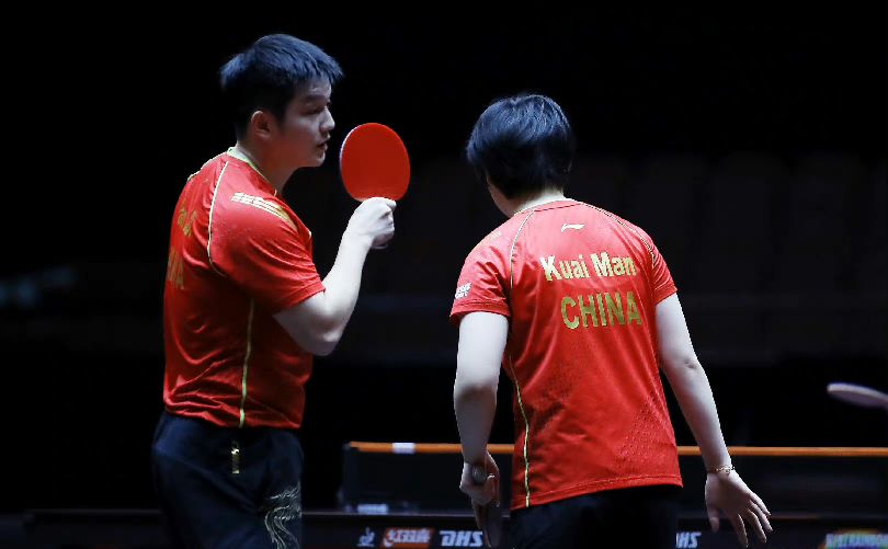 尽管他在转 尽管他在转